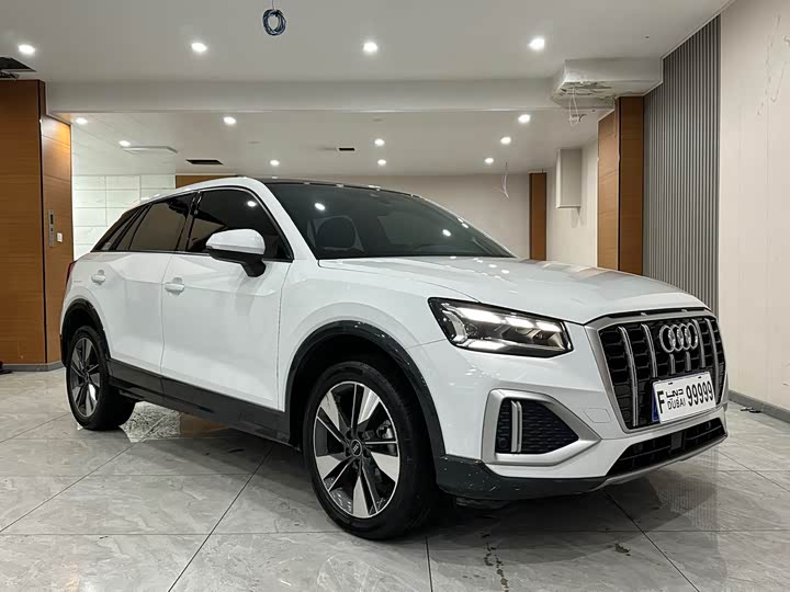 Фото 2 - Audi Q2L