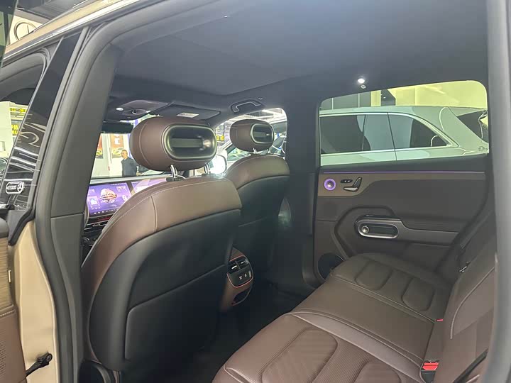 Фото 12 - Smart #5