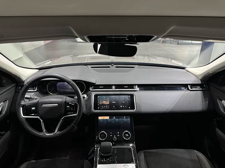 Фото 16 - Land Rover Range Rover Velar