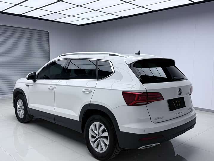 Фото 5 - Volkswagen Tharu