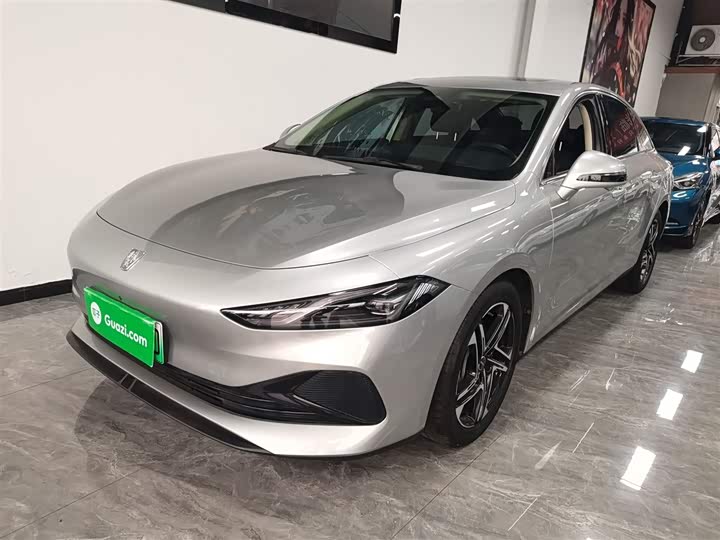 Фото 2 - Roewe D7