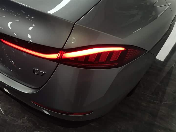 Фото 8 - Roewe D7