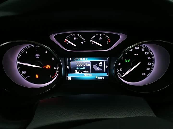 Фото 12 - Buick Envision Plus