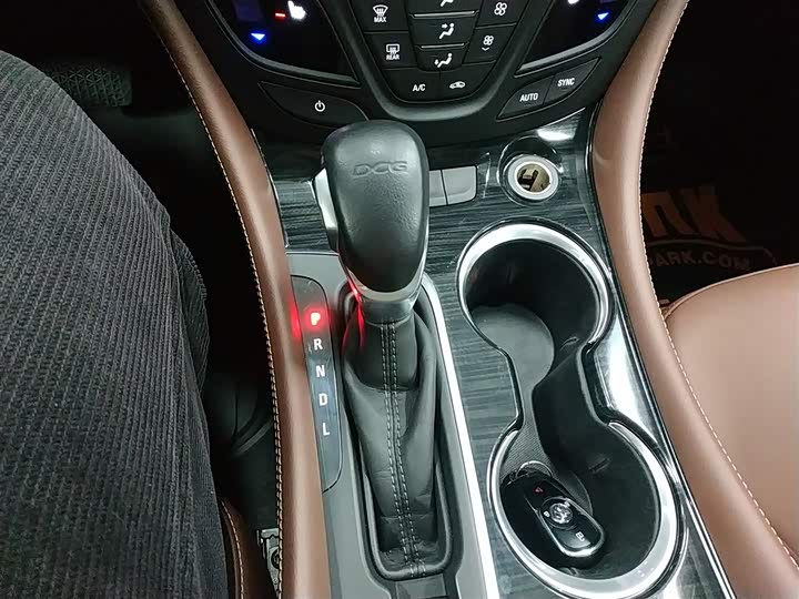 Фото 14 - Buick Envision Plus