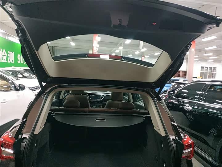 Фото 19 - Buick Envision Plus