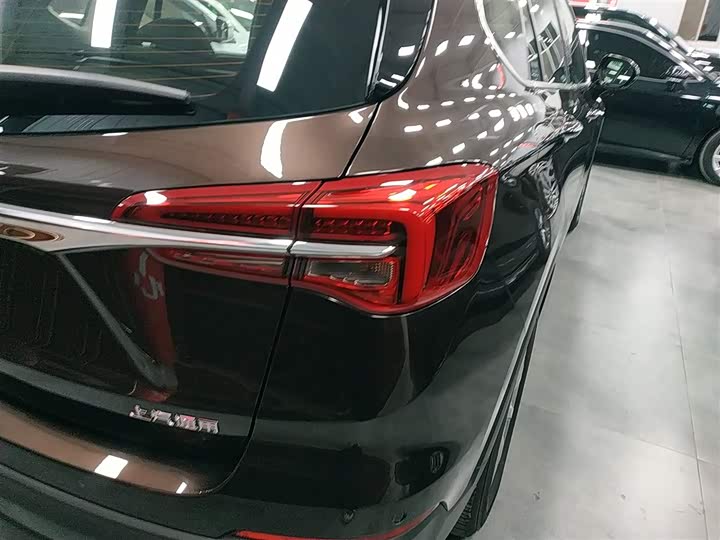 Фото 8 - Buick Envision Plus