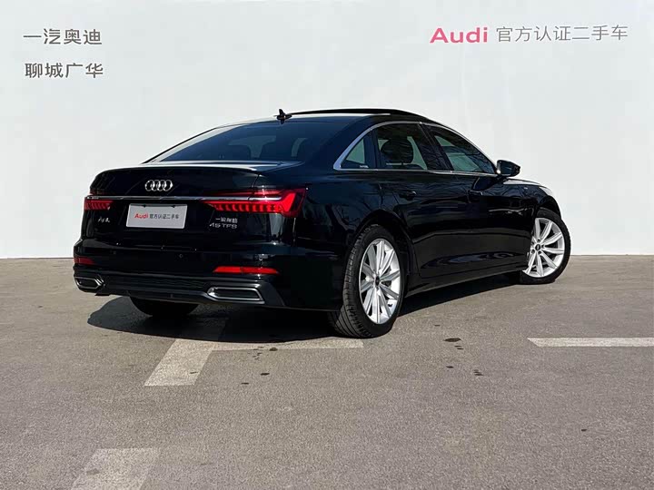 Фото 4 - Audi A6L