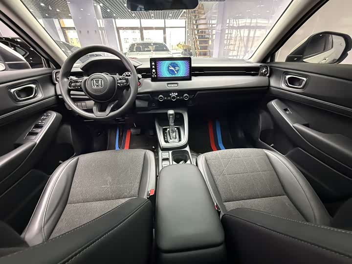 Фото 14 - Honda Vezel