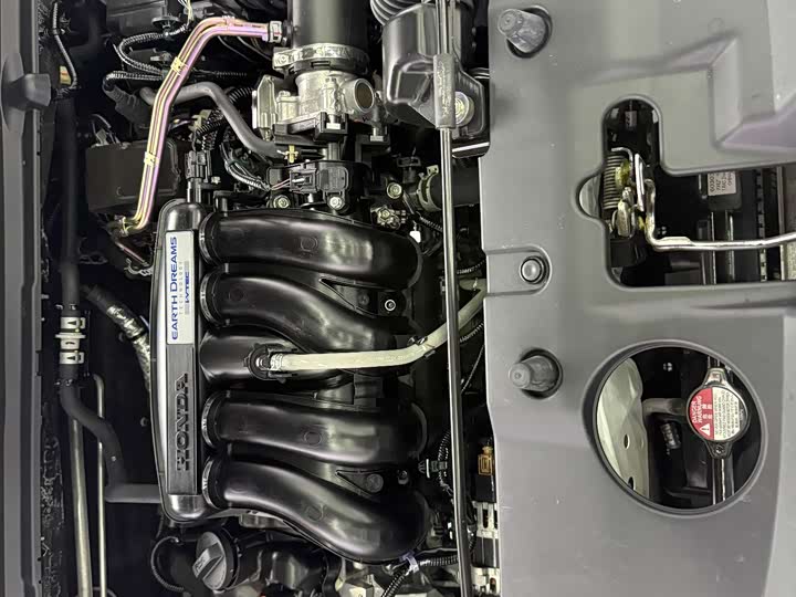 Фото 20 - Honda Vezel