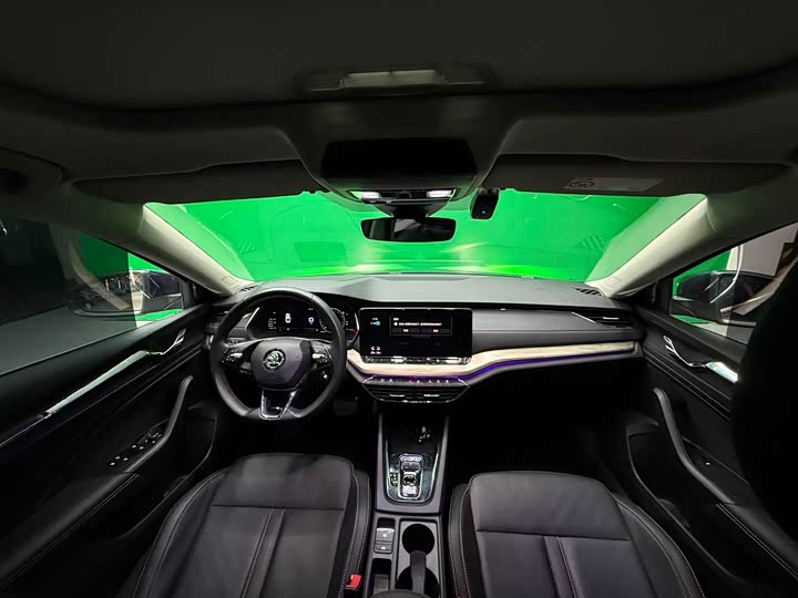 Фото 15 - Skoda Octavia Pro