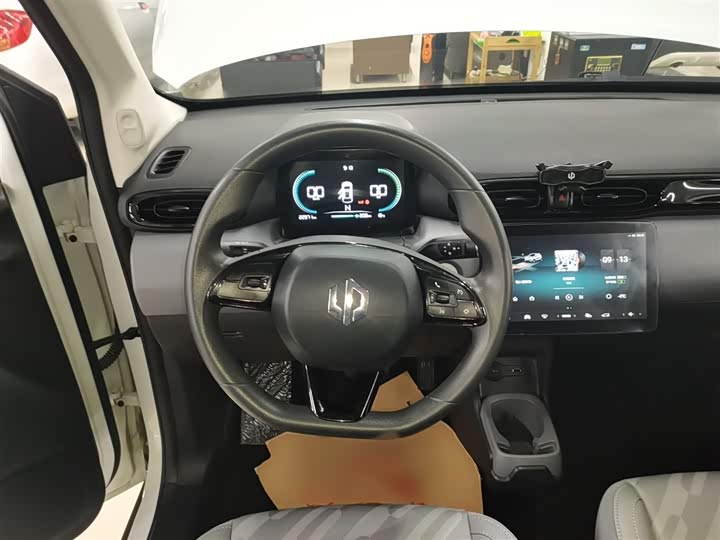 Фото 10 - Leapmotor T03