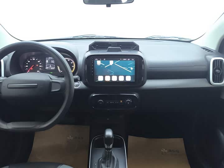 Фото 13 - Roewe Clever