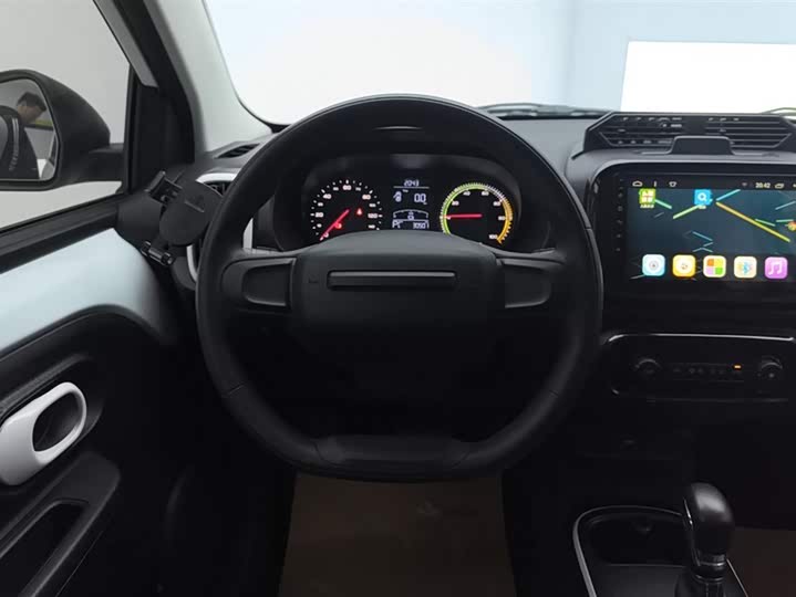 Фото 15 - Roewe Clever