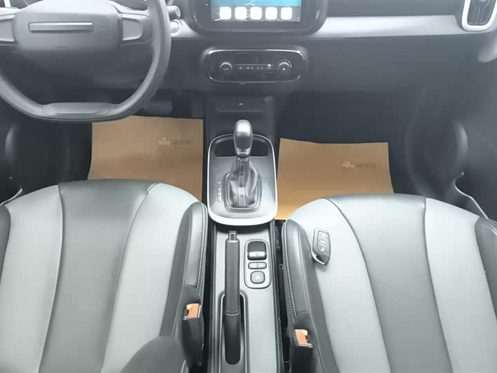 Фото 16 - Roewe Clever