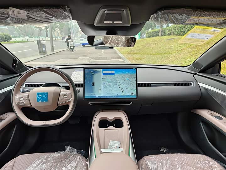 Фото 10 - XPeng Mona M03