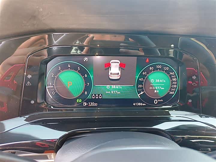 Фото 12 - Volkswagen Golf