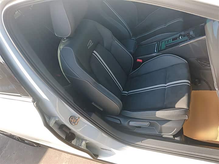 Фото 25 - Volkswagen Golf