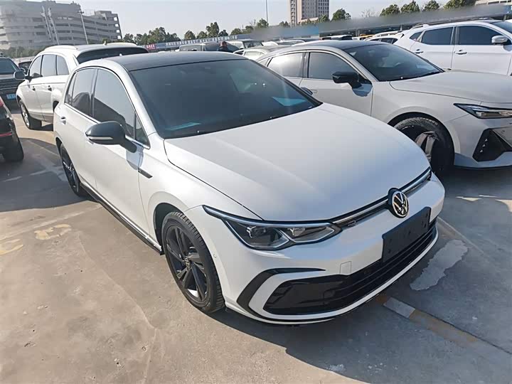 Фото 4 - Volkswagen Golf