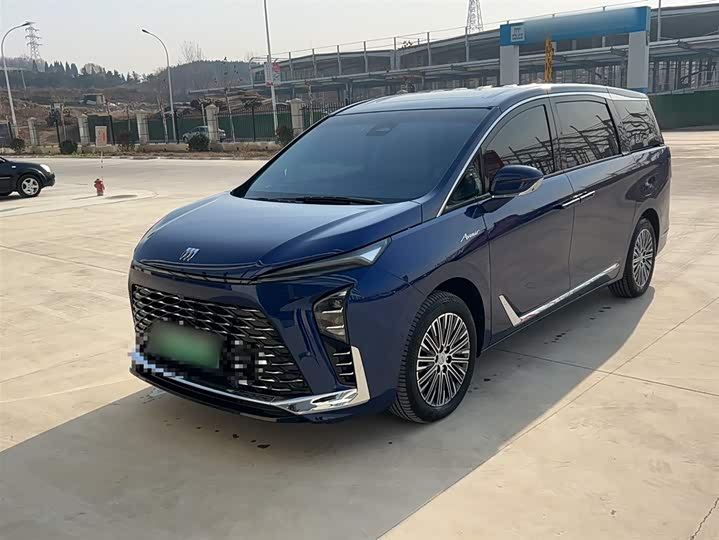 Фото 2 - Buick GL8 Hybrid