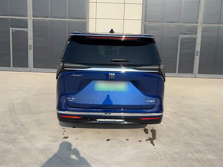 Фото 6 - Buick GL8 Hybrid