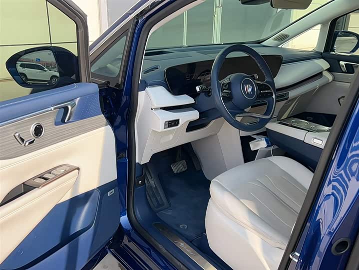 Фото 9 - Buick GL8 Hybrid