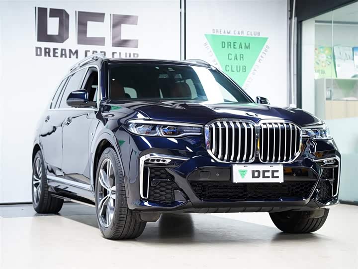 Фото 11 - BMW X7