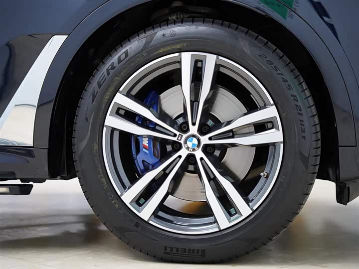 Фото 57 - BMW X7