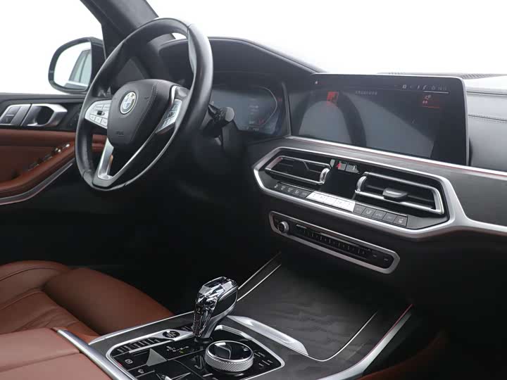 Фото 13 - BMW X7