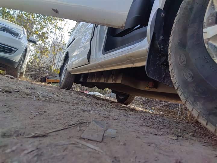 Фото 21 - Dongfeng Forthing Lingzhi M5 EV