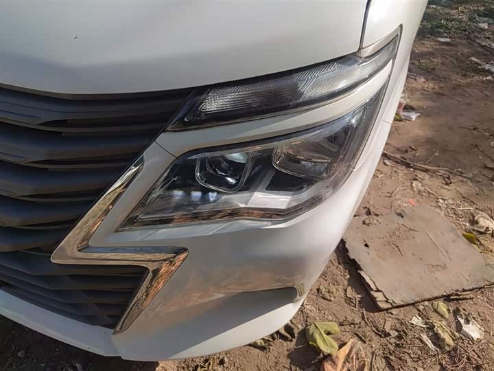 Фото 24 - Dongfeng Forthing Lingzhi M5 EV