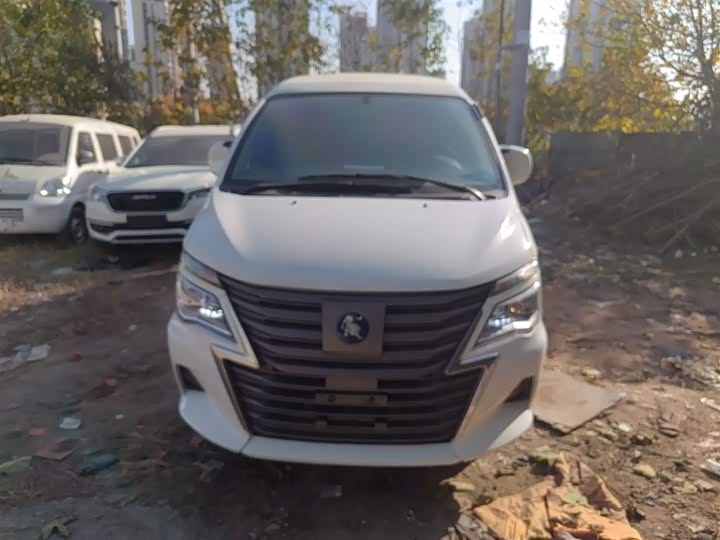 Фото 3 - Dongfeng Forthing Lingzhi M5 EV