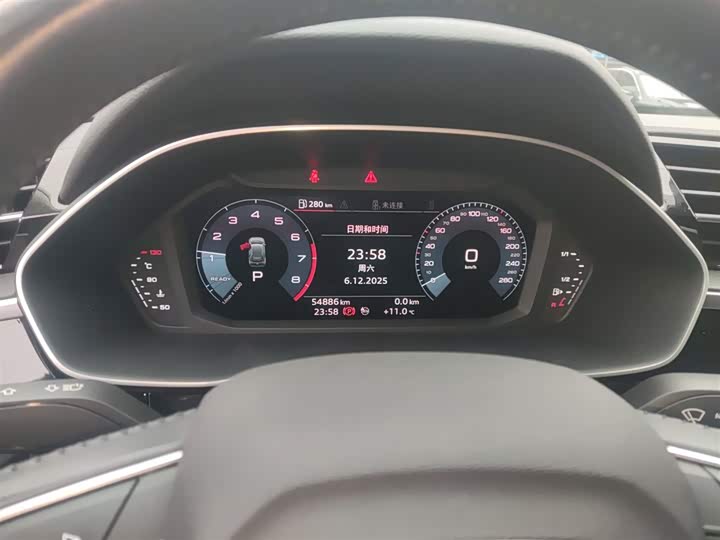 Фото 12 - Audi Q3