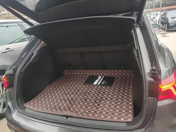 Фото 19 - Audi Q3