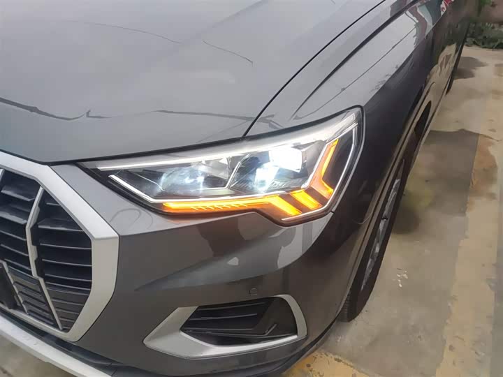 Фото 24 - Audi Q3