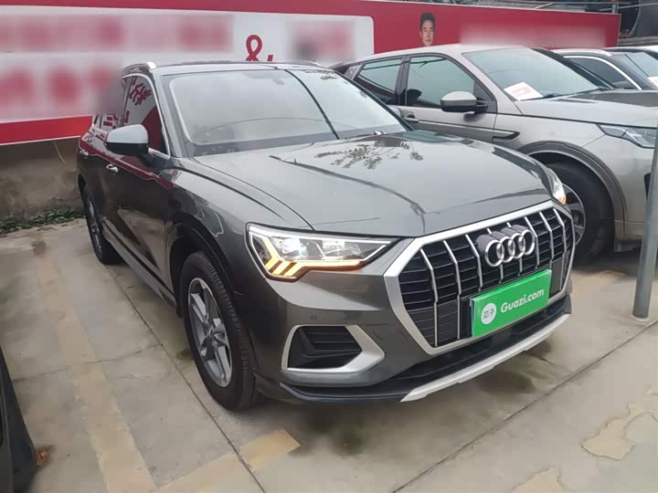 Фото 4 - Audi Q3