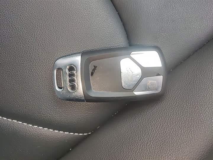 Фото 9 - Audi Q3