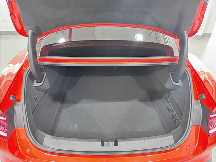 Фото 6 - Xiaomi SU7