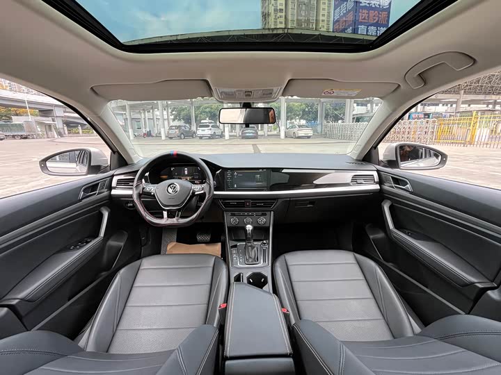 Фото 16 - Volkswagen Lavida