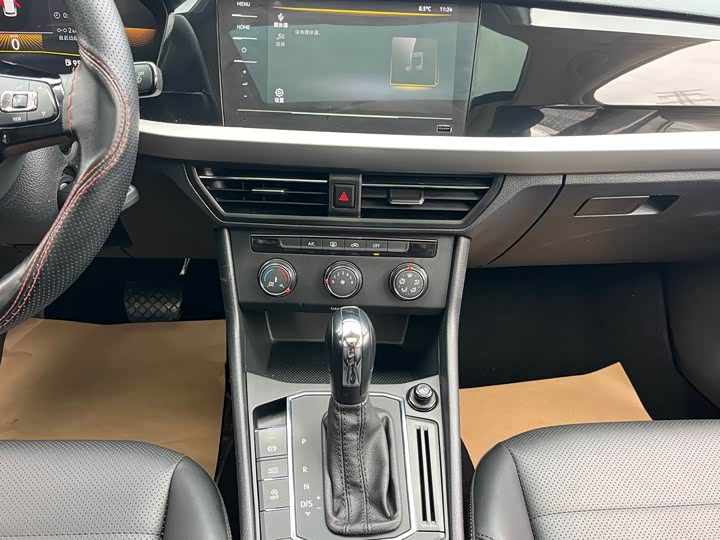 Фото 19 - Volkswagen Lavida