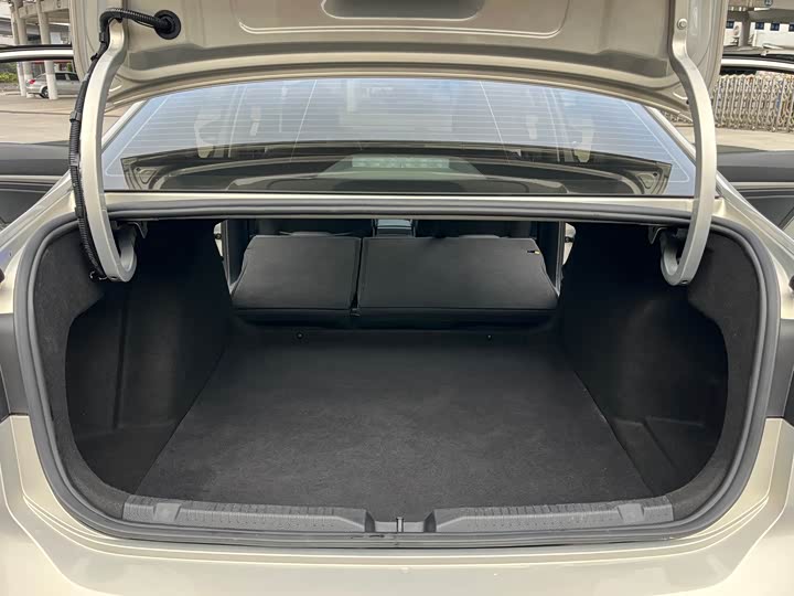 Фото 24 - Volkswagen Lavida