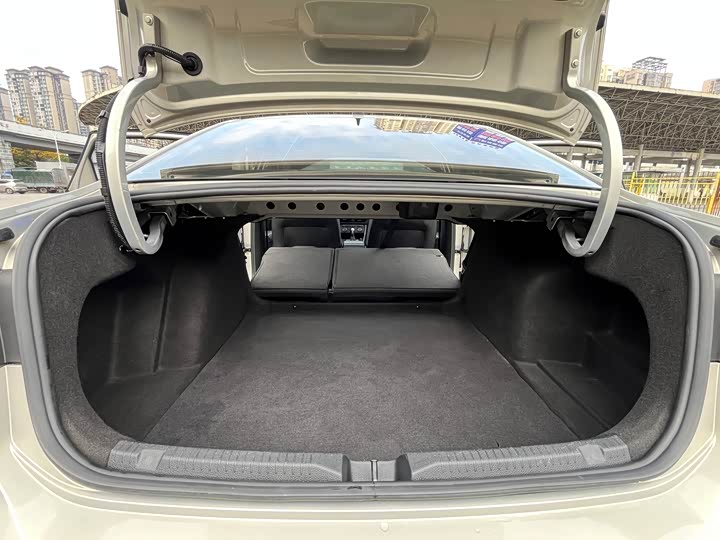 Фото 25 - Volkswagen Lavida