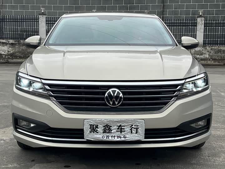 Фото 3 - Volkswagen Lavida