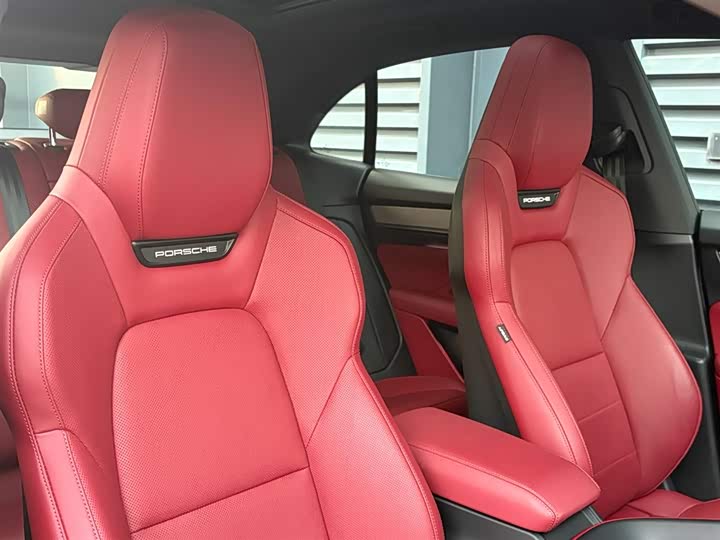 Фото 15 - Porsche Macan EV