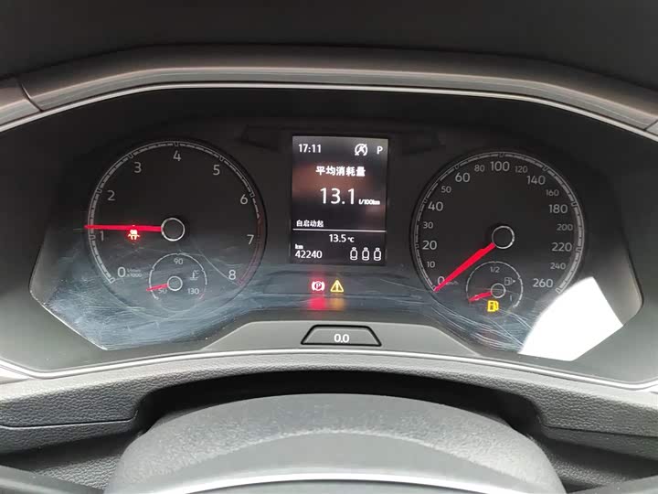 Фото 12 - Volkswagen T-Roc