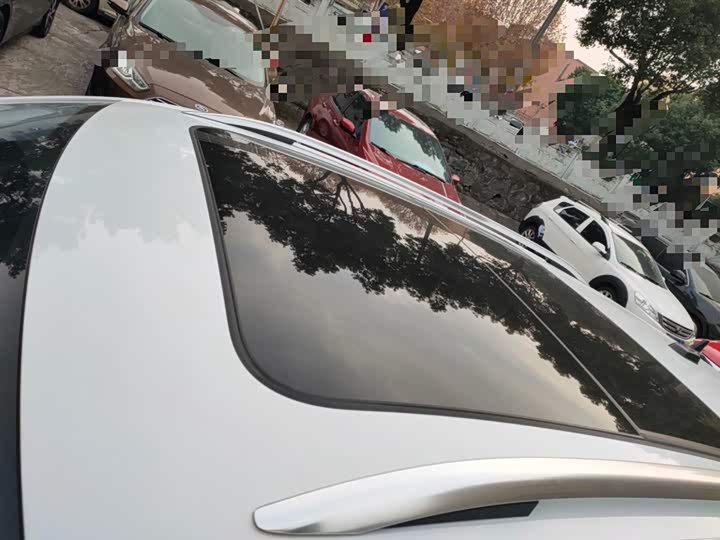 Фото 27 - Volkswagen T-Roc