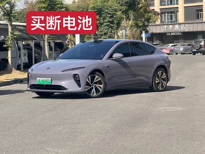 Фото 1 - Nio ET5
