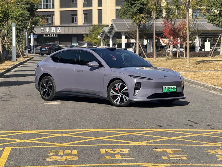 Фото 3 - Nio ET5