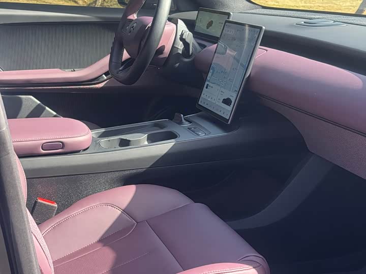 Фото 9 - Nio ET5