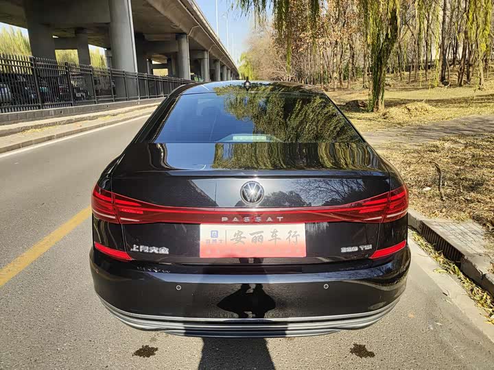 Фото 5 - Volkswagen Passat