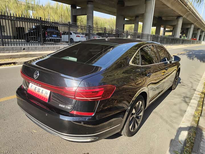 Фото 6 - Volkswagen Passat